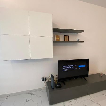Sliema Centrally Located Apt Esterno foto