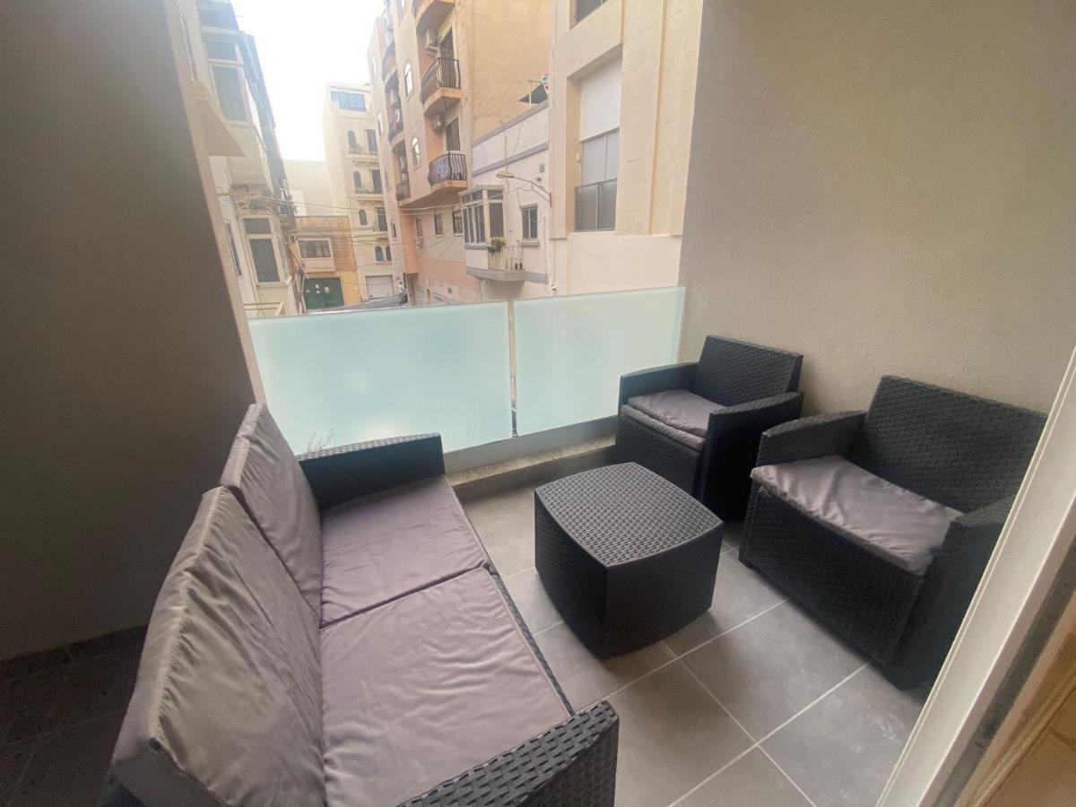 Sliema Centrally Located Apt Esterno foto