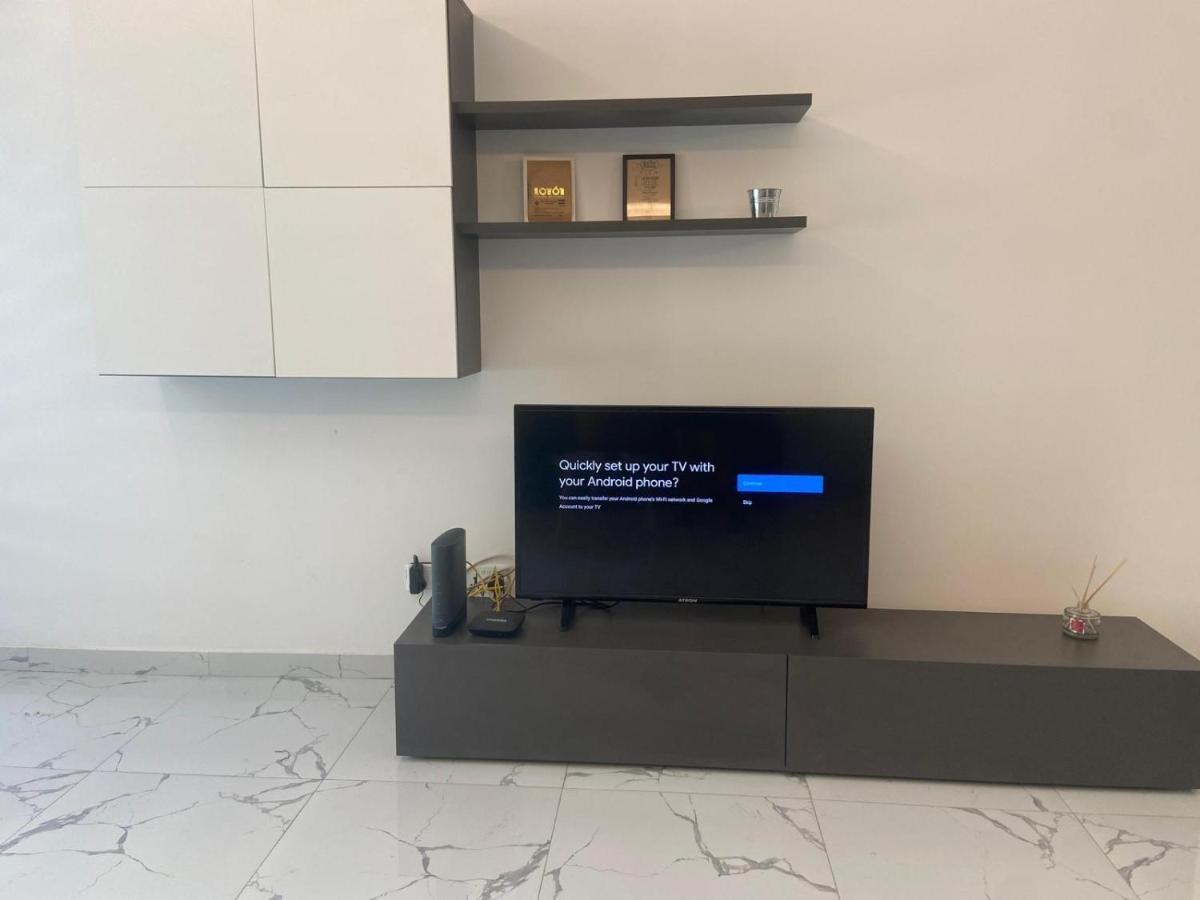 Sliema Centrally Located Apt Esterno foto