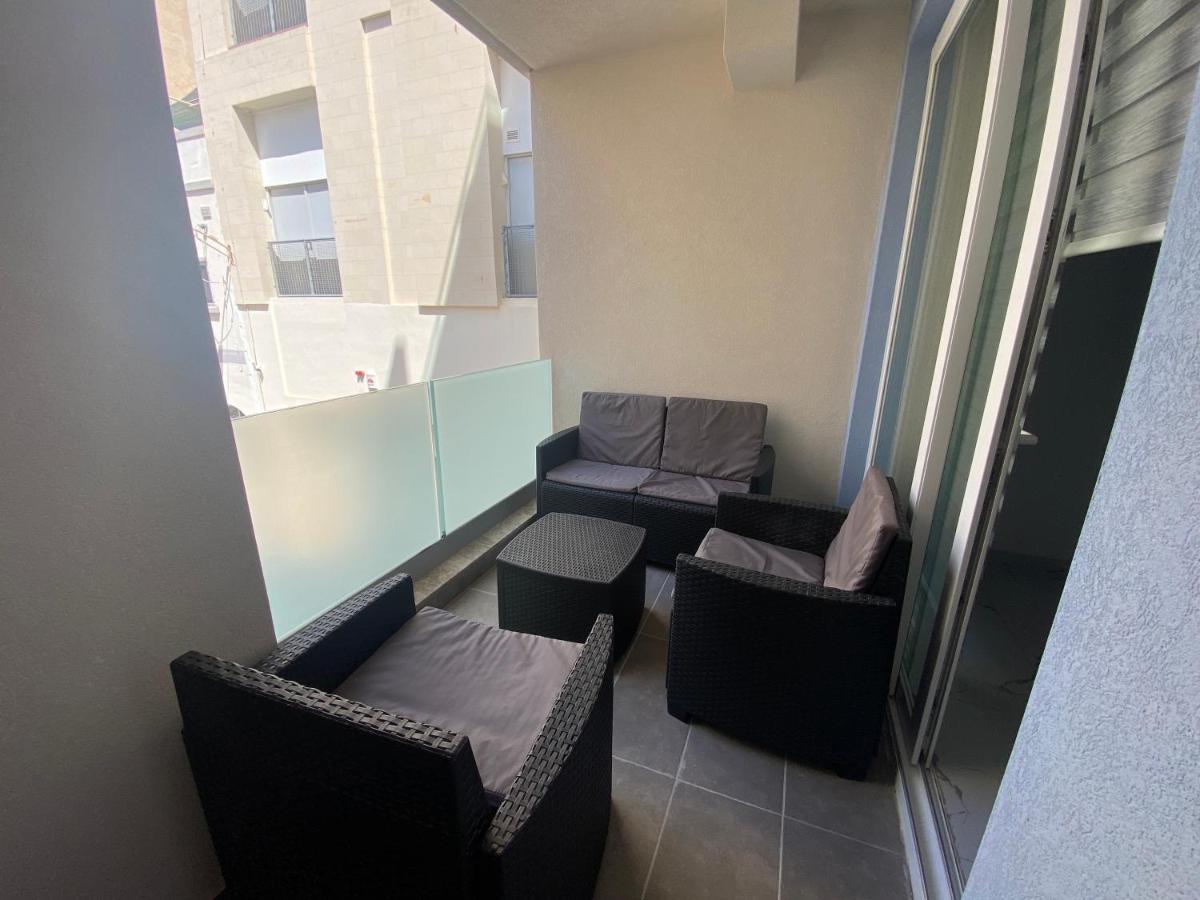 Sliema Centrally Located Apt Esterno foto