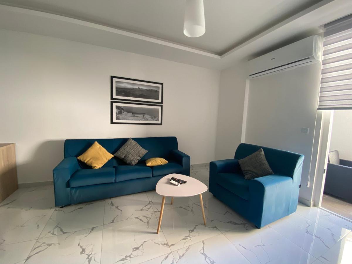 Sliema Centrally Located Apt Esterno foto